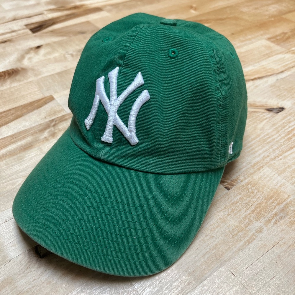 47’ Green New York Yankees Dad Hat
